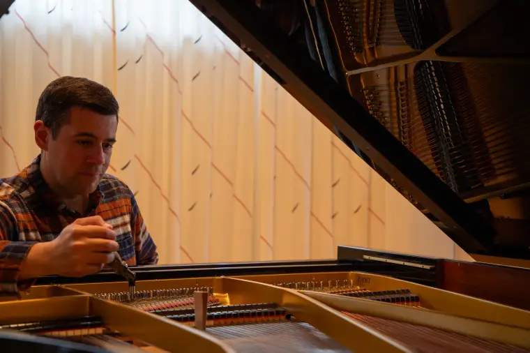 Piano service